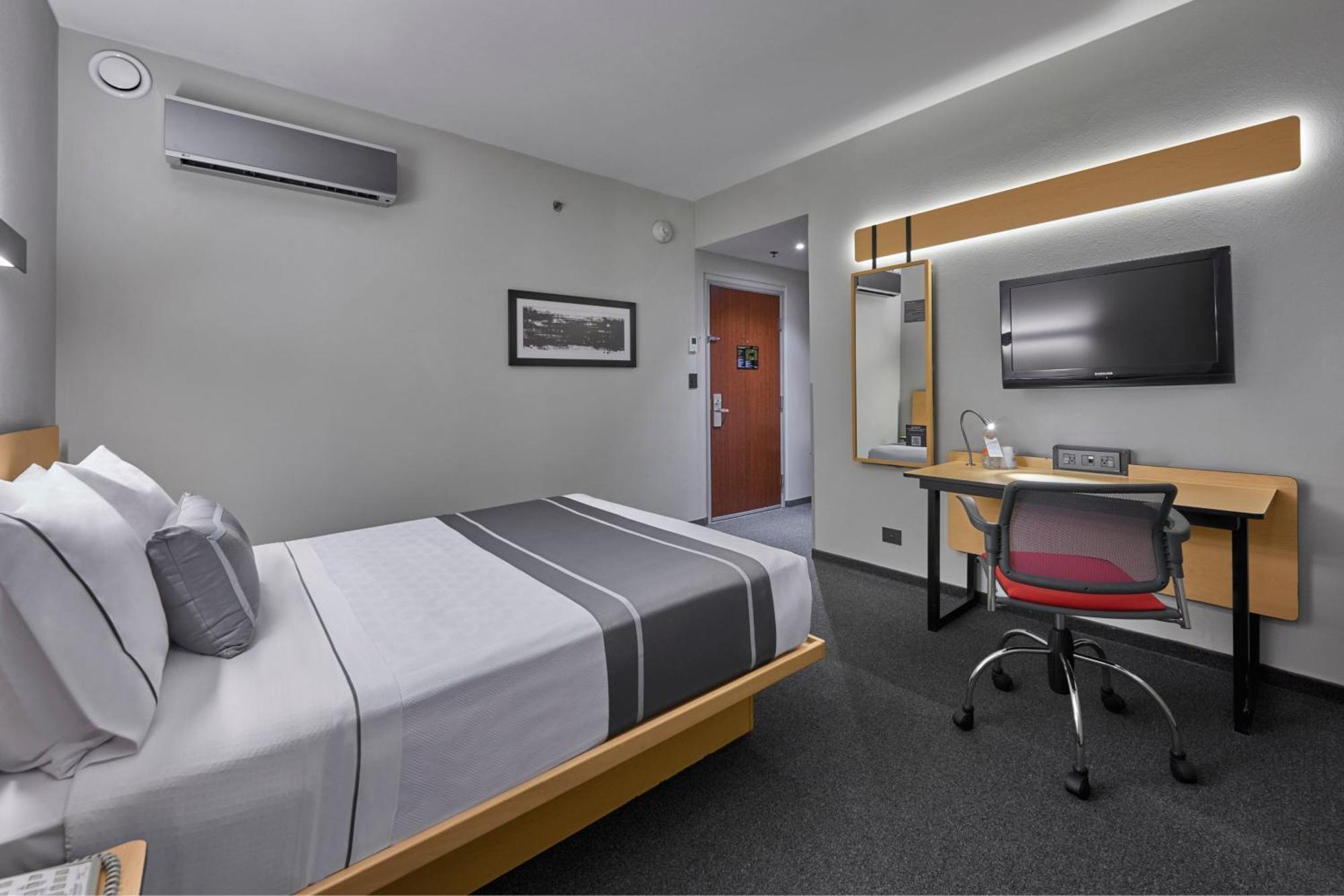 City Express Plus By Marriott Monterrey Nuevo Sur Luaran gambar